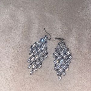 Earrings new never been used